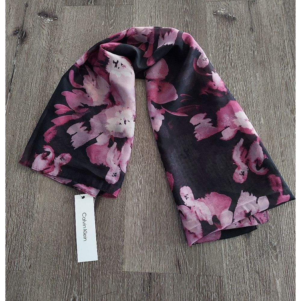 NEW Calvin Klein Women's Accessories Scarf, Mulberry